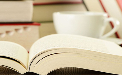 书本和杯子 书本和杯子