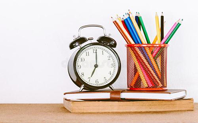 笔和时钟 笔和时钟