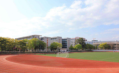 学院操场 学院操场