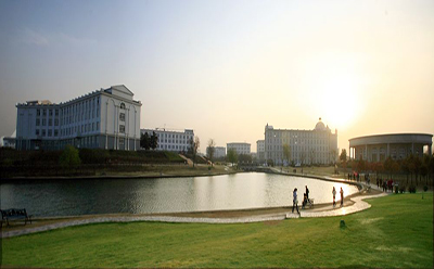 学院湖畔美丽风景 学院湖畔美丽风景